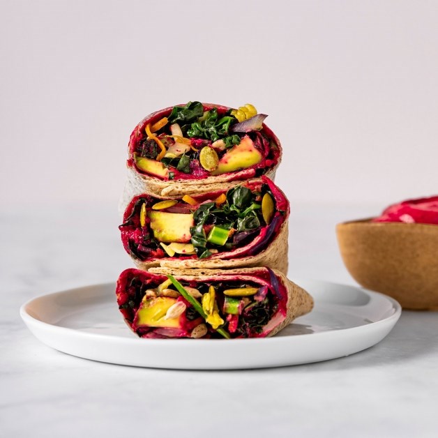 Wraps med rødbetpesto og Kål Mix