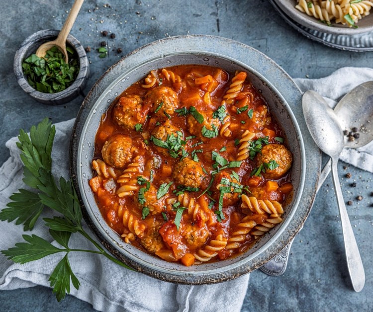 Minestronesuppe med vegoboller