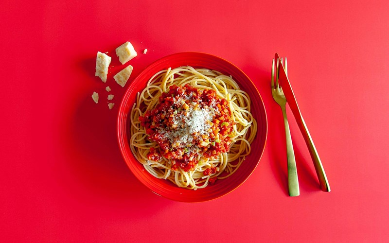 Grått ute – fargerikt på tallerkenen