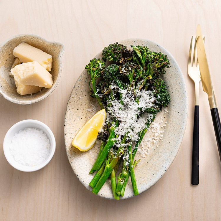 Grillet brokkolini med parmesan og sitron