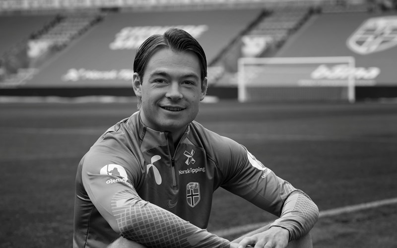 Se hvorfor Patrick Berg spiser banan!