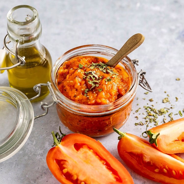 Klassisk tomatsaus av San Marzano