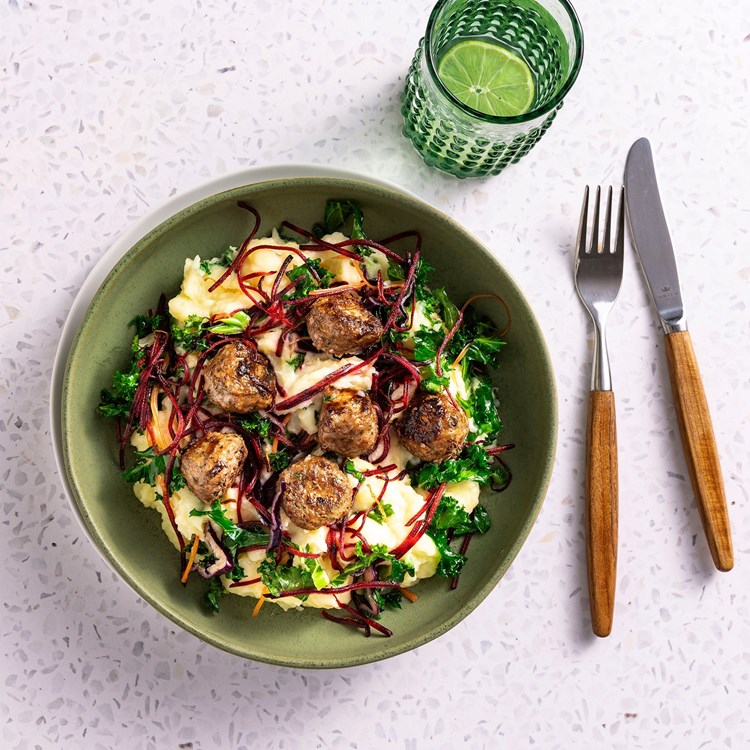 Colcannon med Grønnkål Mix og kjøttboller
