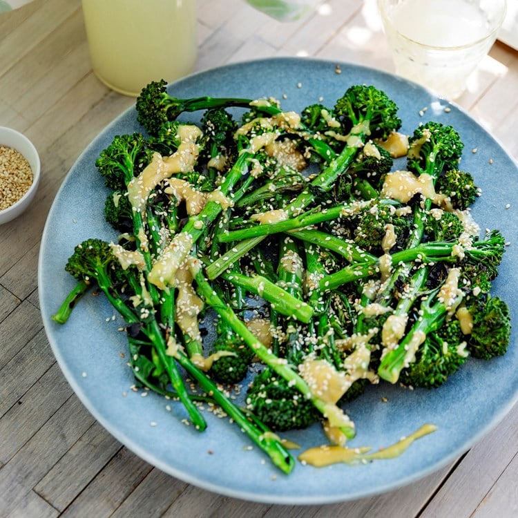Grillet brokkolini med miso