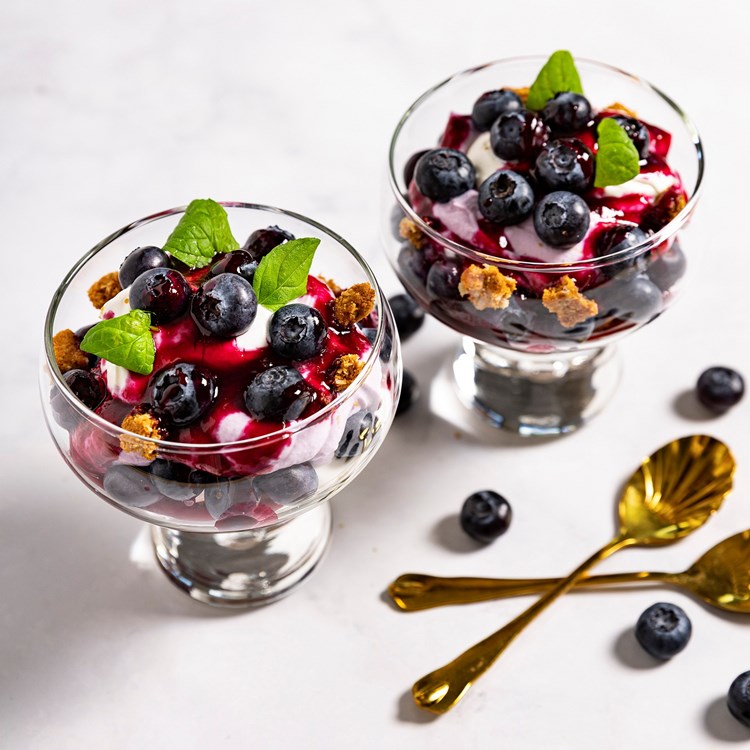 Blåbærdessert med mascarpone og kjeks