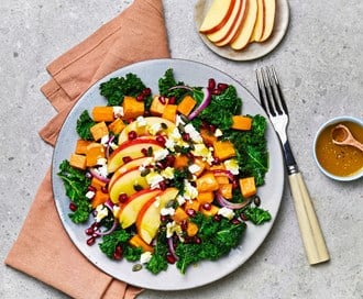 Eplesalat med søtpotet og grønnkål